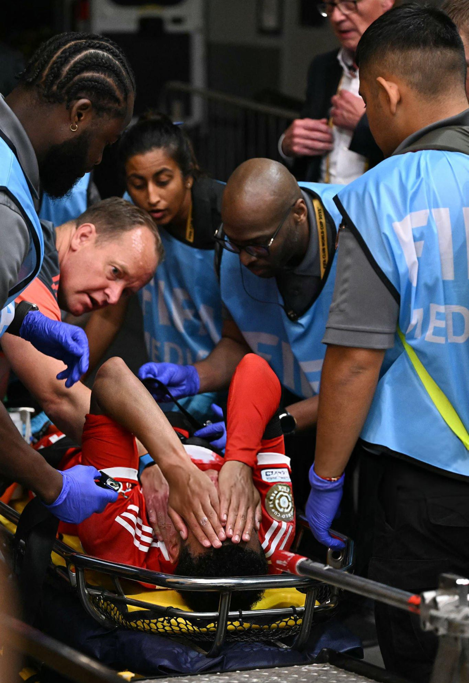 开云中国关于国际比赛日瓦伦西亚篮板制胜：意大利杯节点到来，悬念犹存，团队化学反应显著的信息